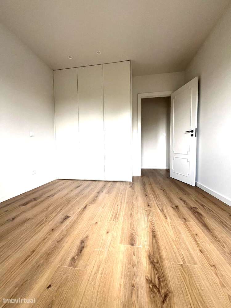 Apartamento T 3 Junto ao Centro da Cidade-4