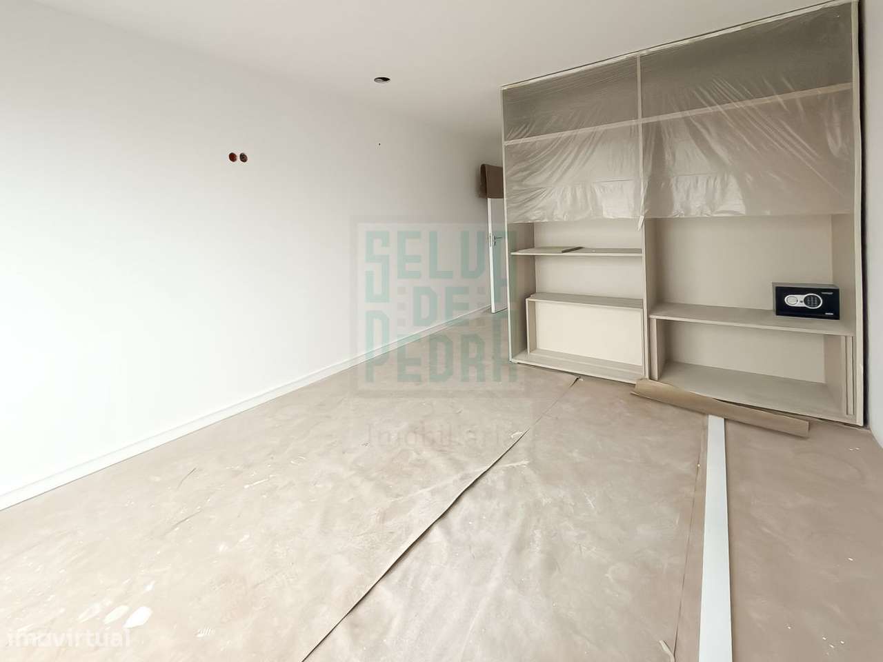 Moradia de 3 frentes V4 Famalicão-21