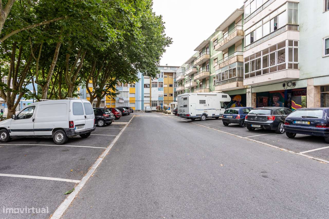 Apartamento T3 em Mem-Martins - Grande imagem: 4/30