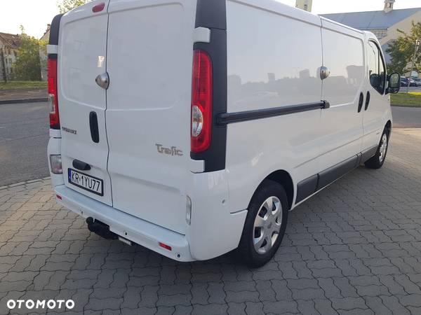 Renault TRAFIC - 12