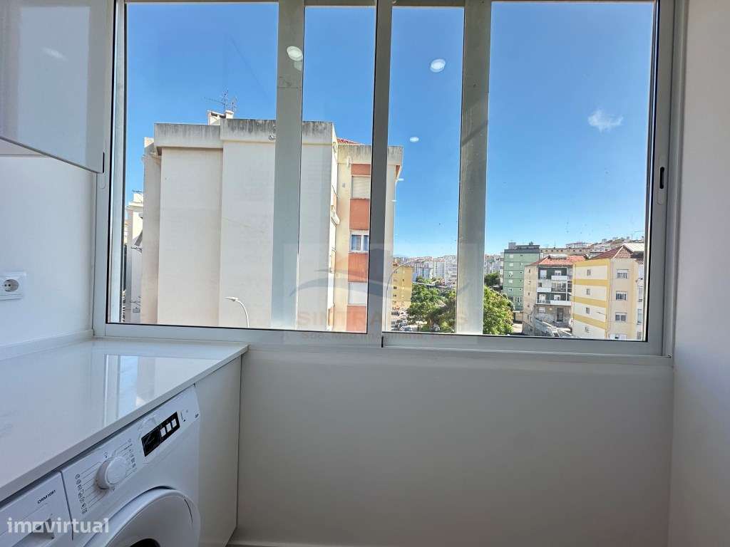 Viva com Estilo no Centro - T2 Remodelado com Detalhes de Excelênci... - Grande imagem: 4/18