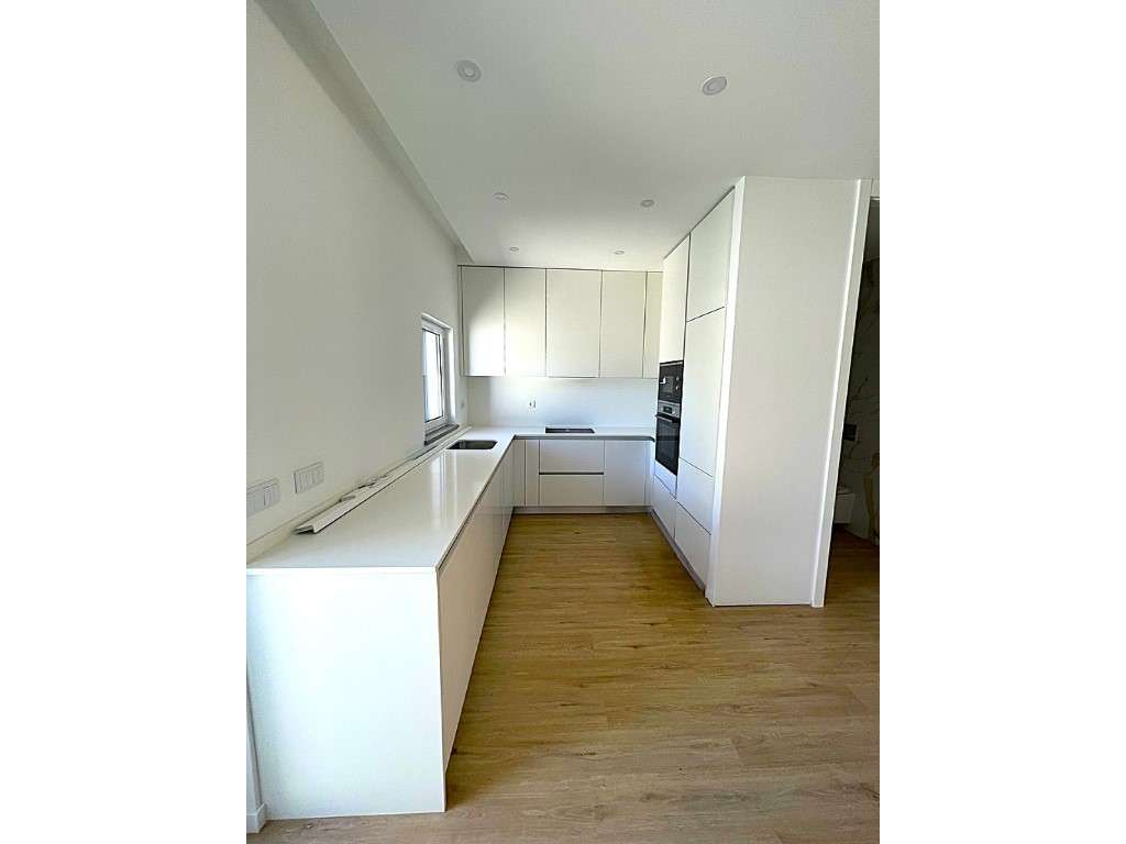 T2+1 a estrear junto à praia de Almograve - Grande imagem: 5/60