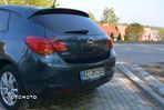 Opel Astra 1.4 ECOFLEX Cosmo - 11