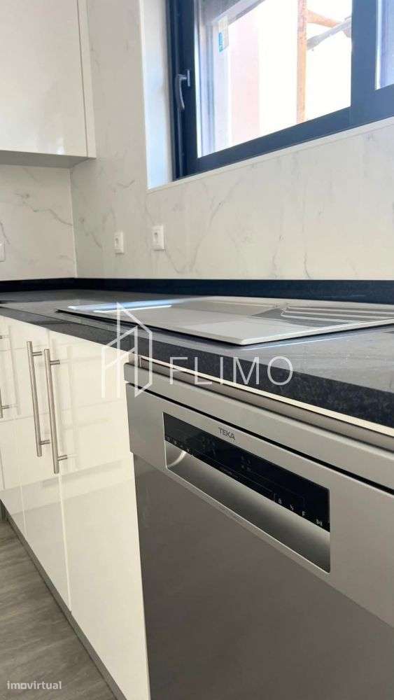 Moradia T3 geminada Nova - Grande imagem: 4/60