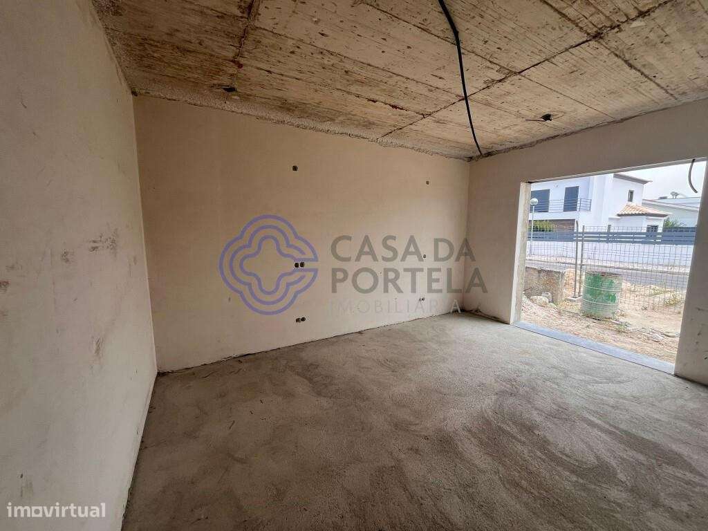 Viva a Vida que Você Merece: Moradia de Luxo, Térrea e isolada, em Aze-13