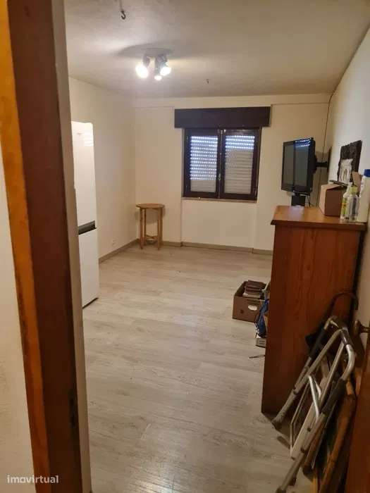 T1 no centro da Ericeira a poucos minutos da praia - Grande imagem: 5/17