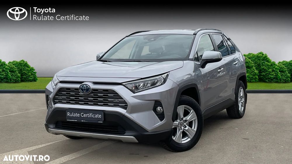 Second hand Toyota RAV4 - 32 500 EUR, 49 049 km - Autovit