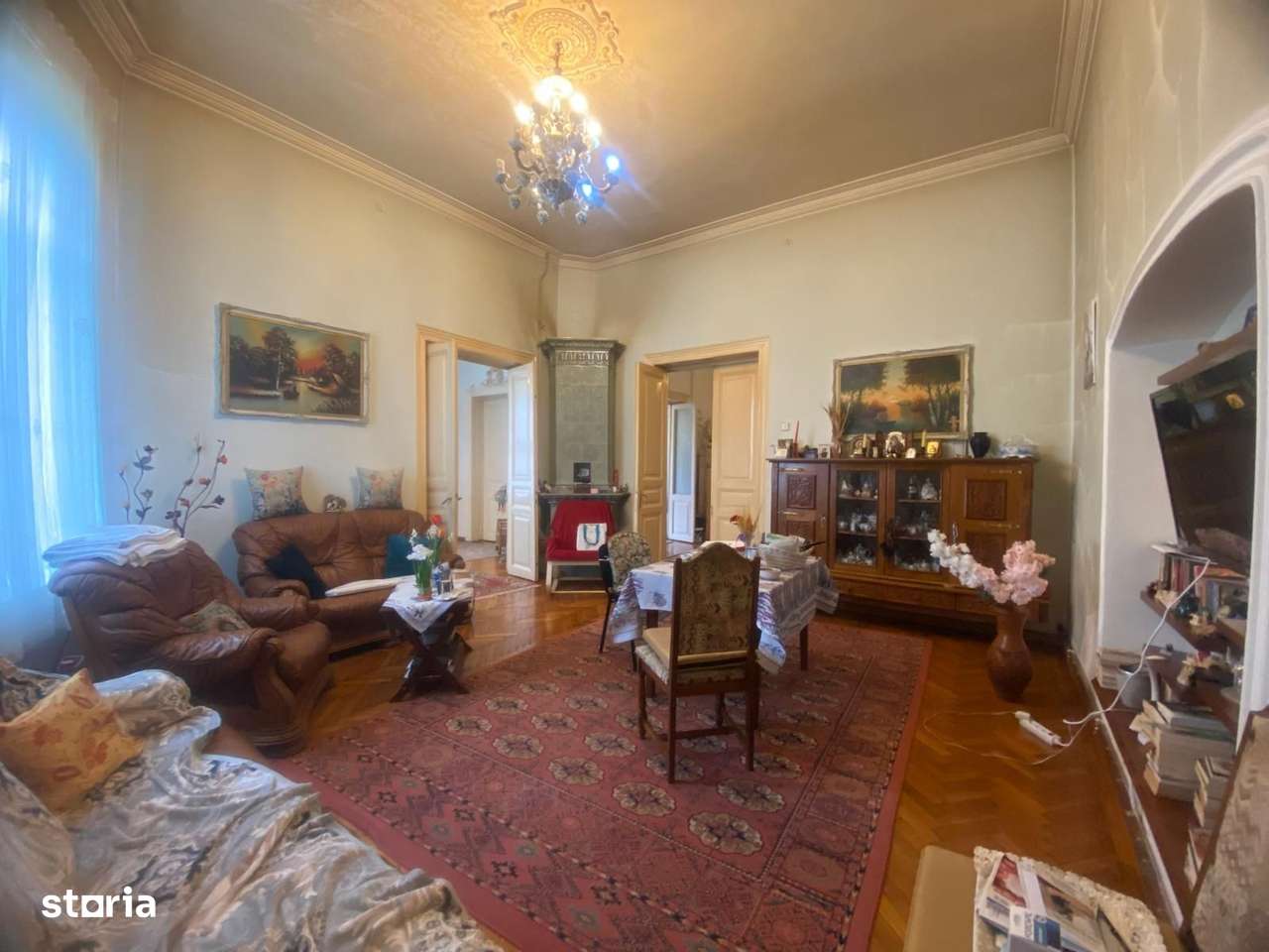 STIL BAROC! VÂNZARE CASĂ ULTRACENTRAL - Imagine principală: 2/20