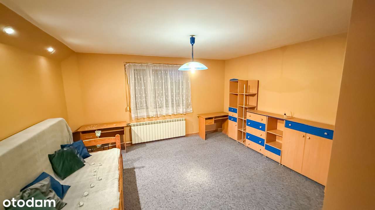 Dom pod samym Kołem z dużą działka, garażami i letnia kuchnia.-10