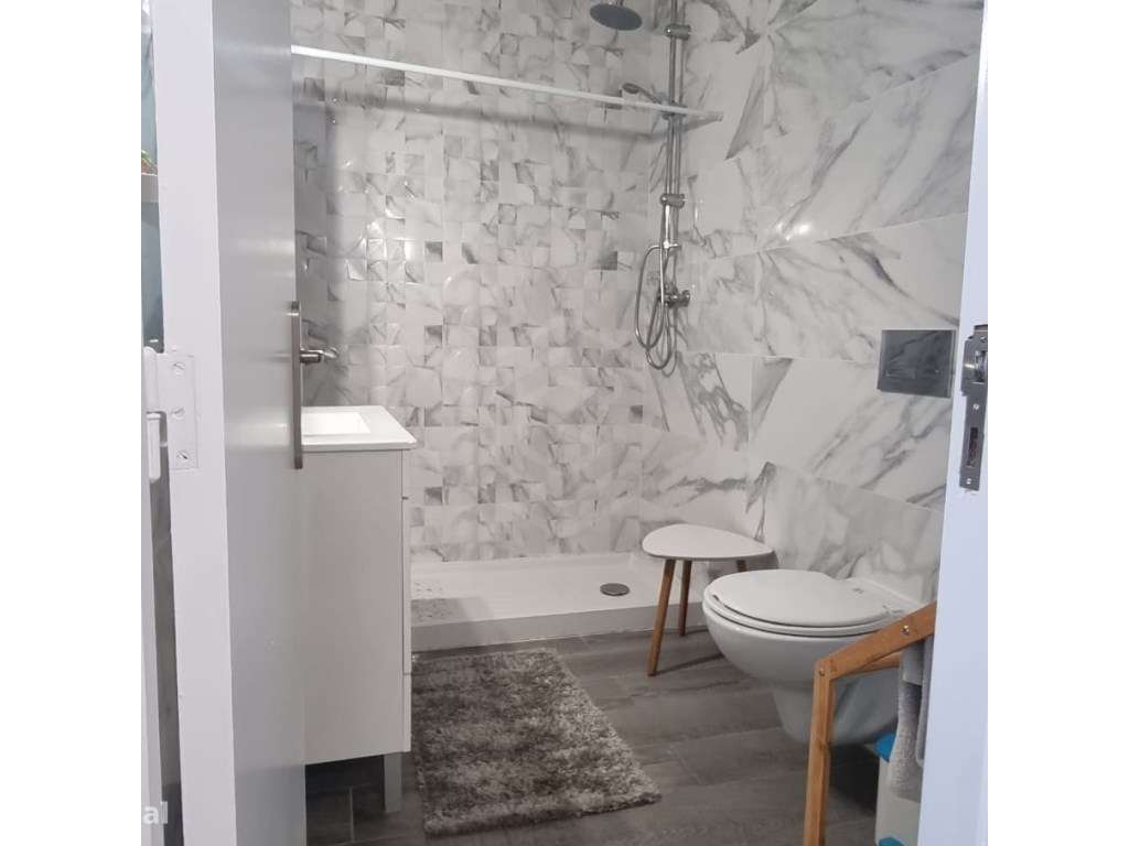 Apartamento T1 remodelado na Praia da Rocha, Portimão-9