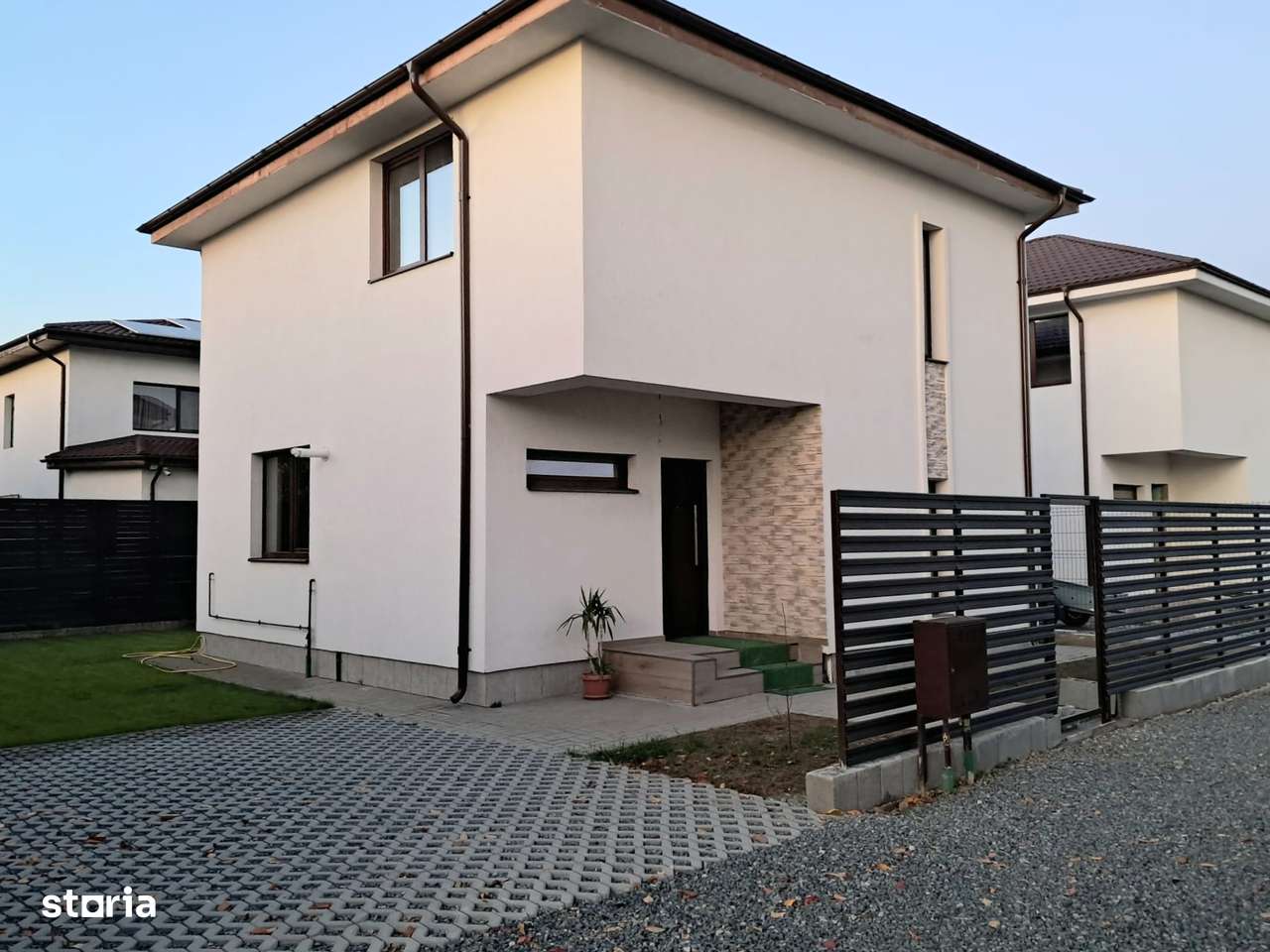 PROPRIETAR vând vilă nouă p+1,4 camere. - Imagine principală: 1/20