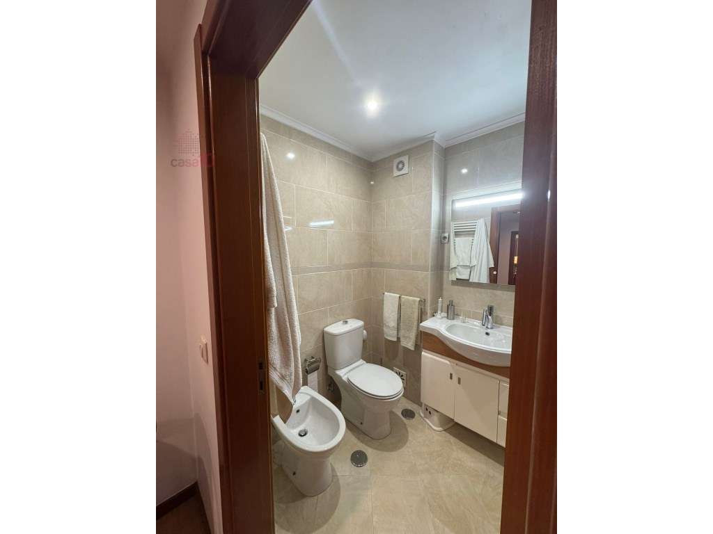 Excelente apartamento T2 para venda em Mem Martins-14