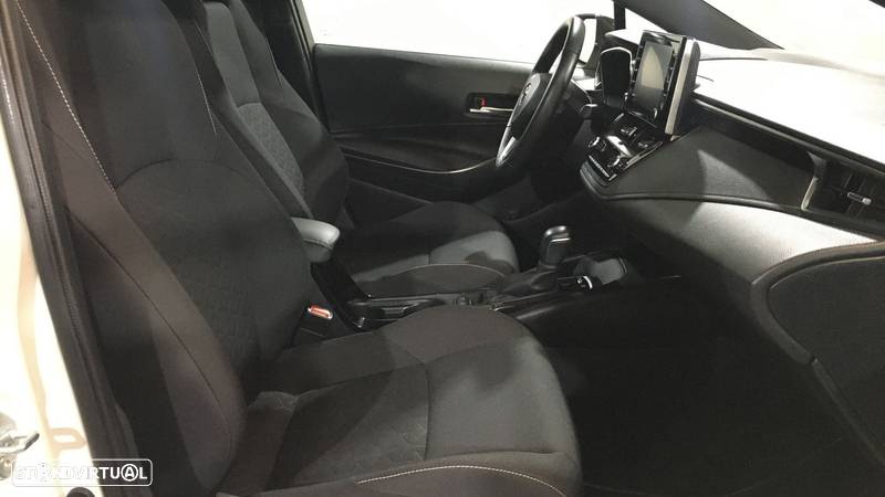 Toyota Corolla 1.8 Hybrid Comfort+P.Sport - 6