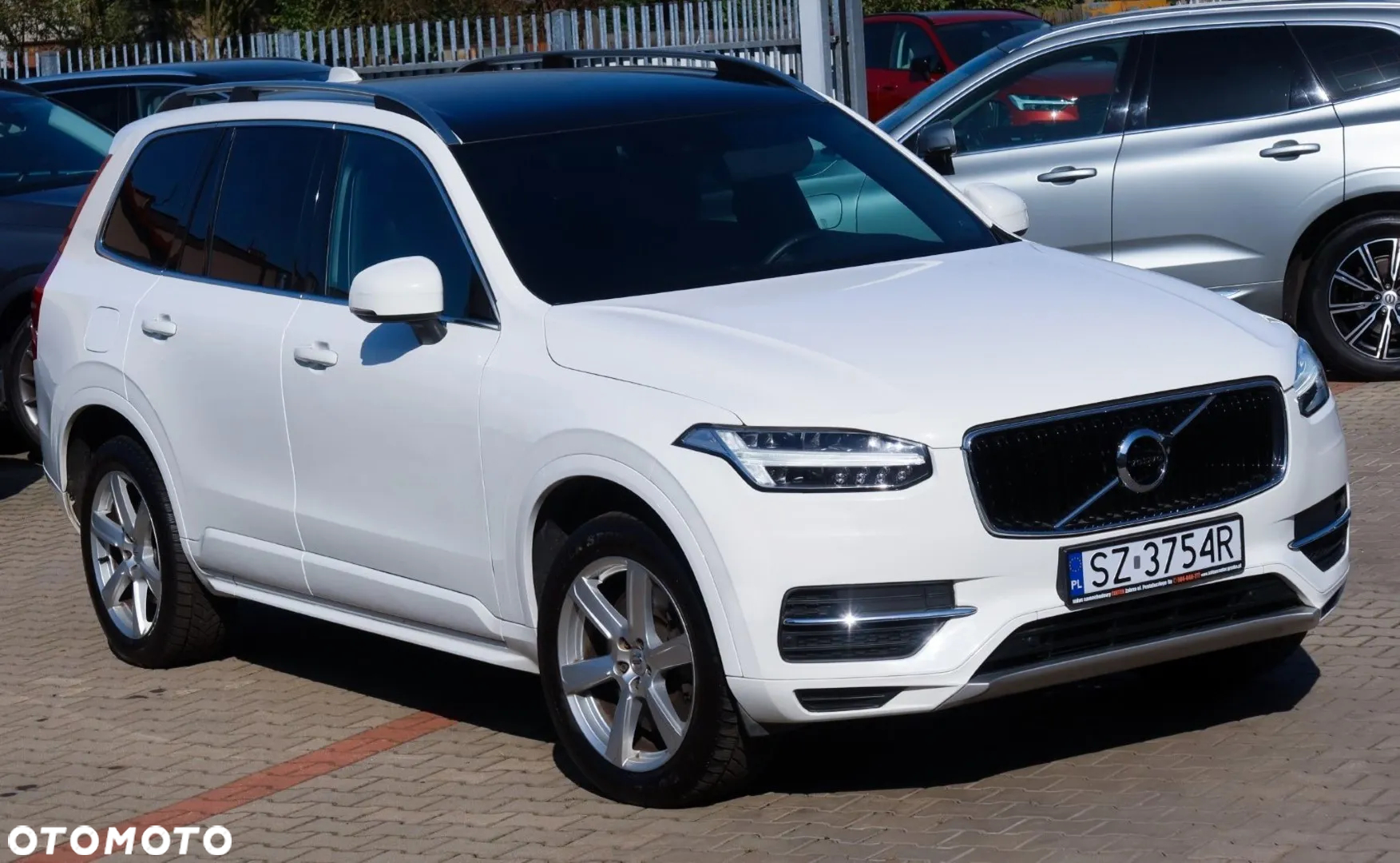 Volvo XC 90 T6 AWD Momentum - 27