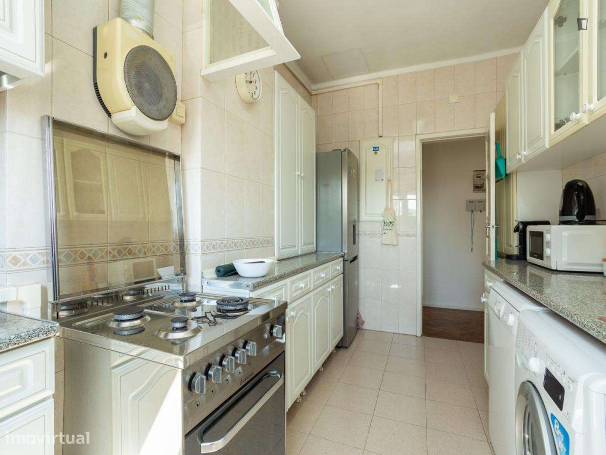 Quarto - localizado em Alvalade Lisbon - Grande imagem: 2/10