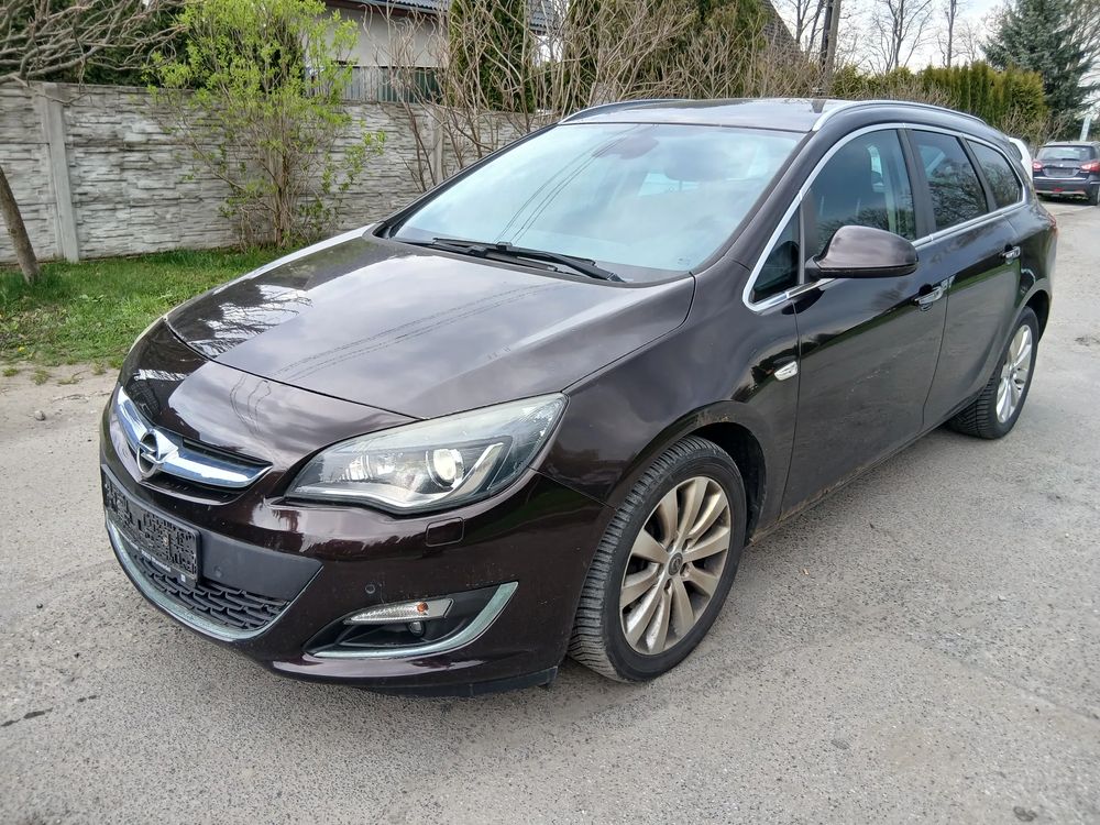 Opel Astra J 2.0 CDTI Enjoy 2012