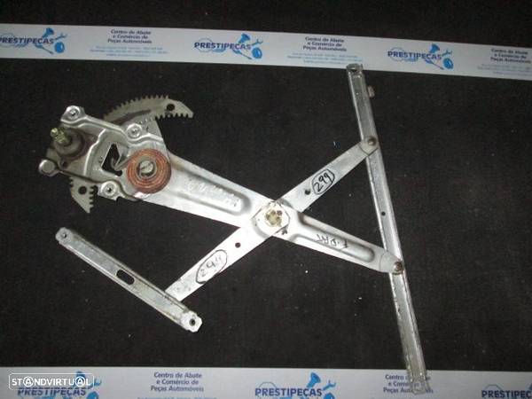 Elevador Manual REF0299 TOYOTA DYNA 1989 FD TOYOTA DYNA 150 1989 2.8D 85CV 2P BRANCO FDRT - 1