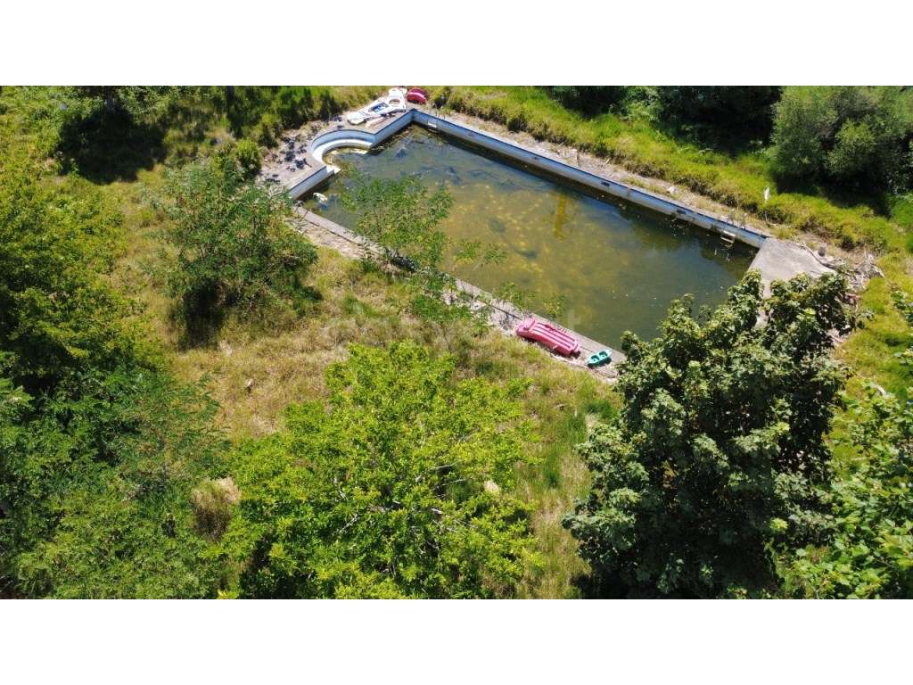 Moradia T5 com piscina totalmente vedada a 800 m da Vila da Tocha - Grande imagem: 3/31