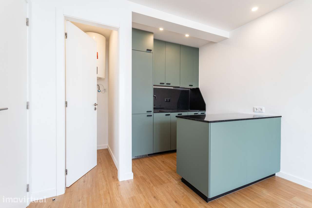 Apartamento T1 Moderno e Remodelado com Vista Deslumbrante e Garagem n - Grande imagem: 3/22