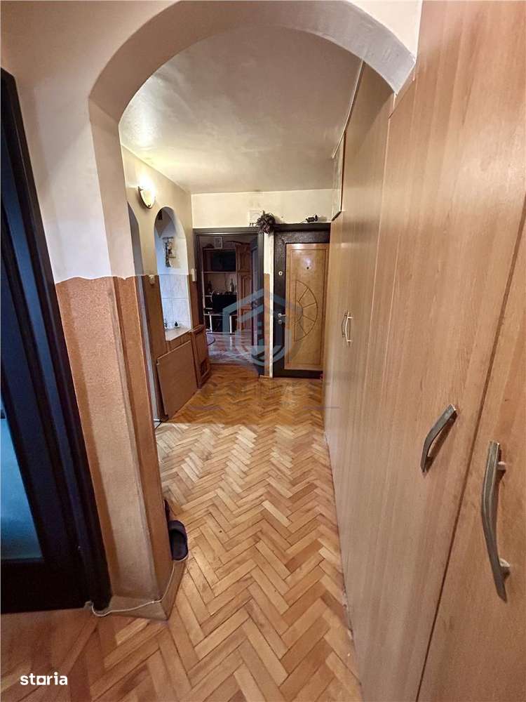 Apartament 2 Camere Rogerius Decomandat - Imagine principală: 4/5