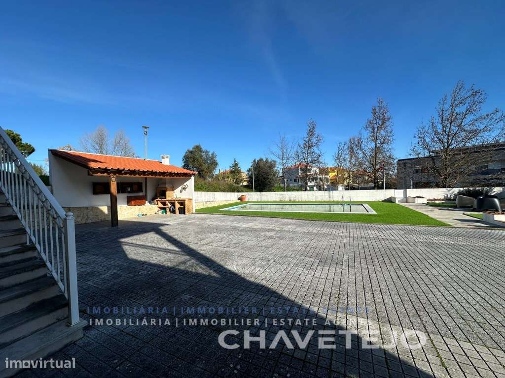 Excelente Moradia T4 com piscina e jardim nos arredores da cidade d... - Grande imagem: 5/60