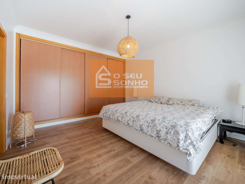 Moradia T3 + 1 com Piscina-37
