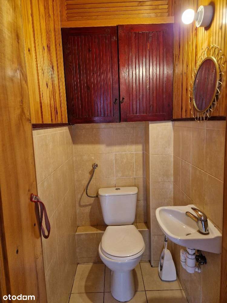 DOM W ATRAKCYJNEJ CENIE NA SPRZEDAŻ.-9