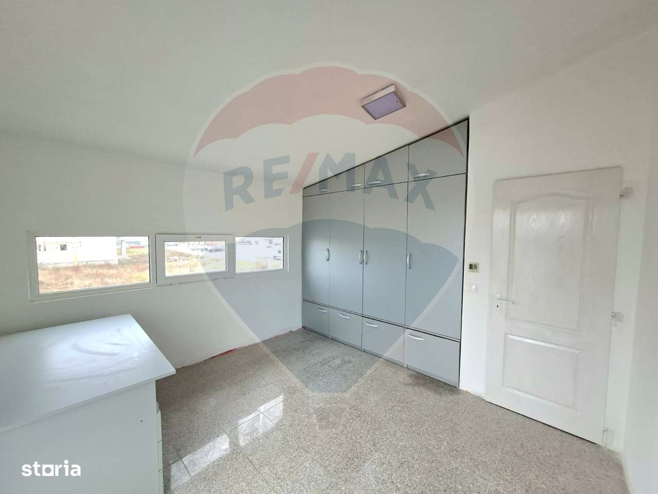 Casă modernă pe structură metalică, în cartierul Europa – Vladimirescu-9