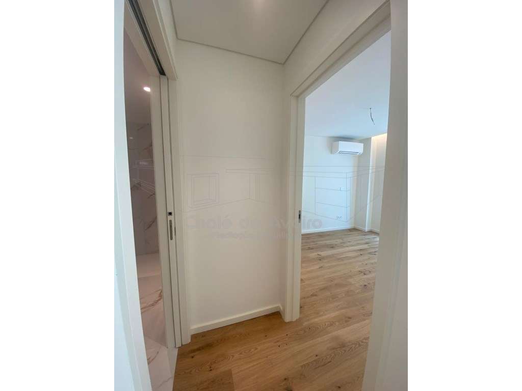 Apartamento T3 Implex( COM VARANDA e TERRAÇO) -AVEIRO - Grande imagem: 5/20