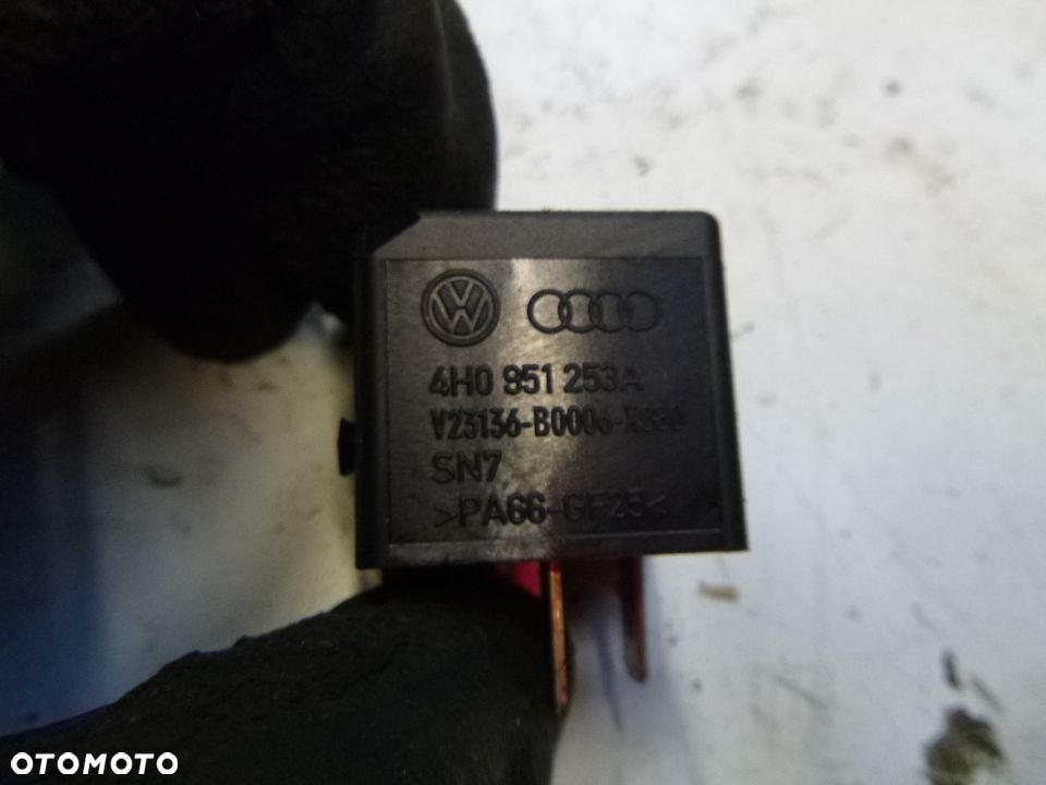 seat ibiza iv audi a1 skoda 645 4H0951253A - 9