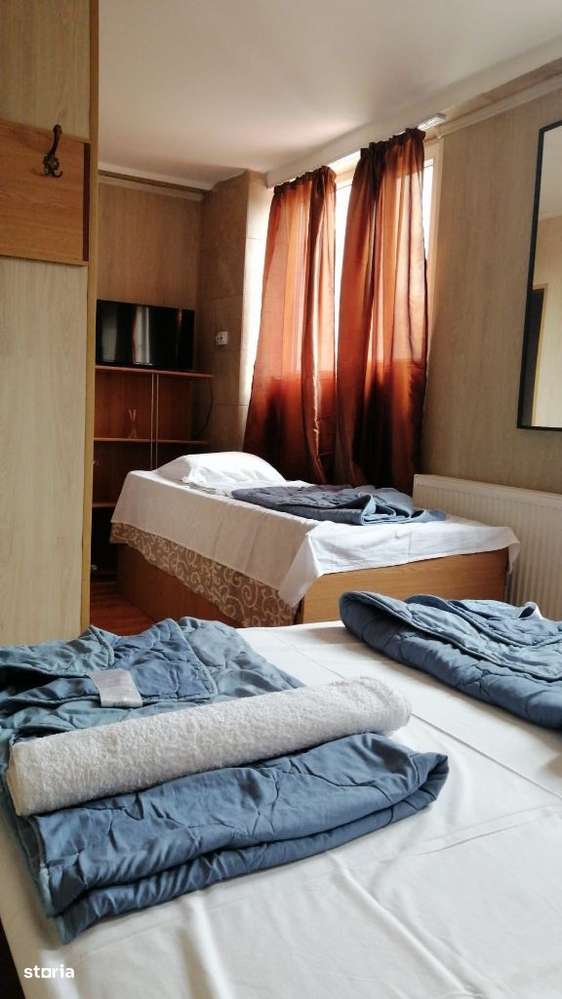 Vest, casa 10camere, buc., 10gr.san, cazare muncitori, 2800E/luna - Imagine principală: 4/8