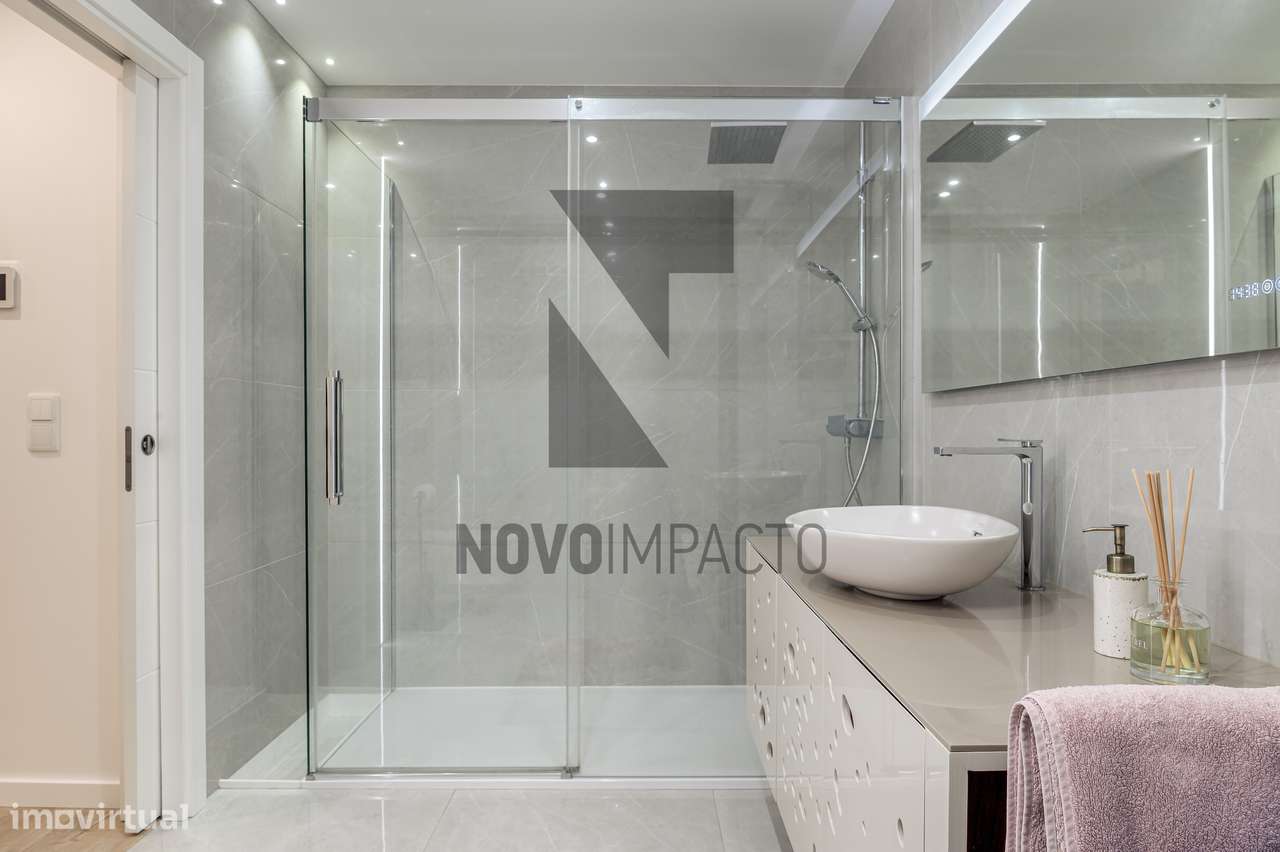 T4 Duplex de Luxo Mobilado, com 2 Terraços e Box para 2 Carros | Mo...-34
