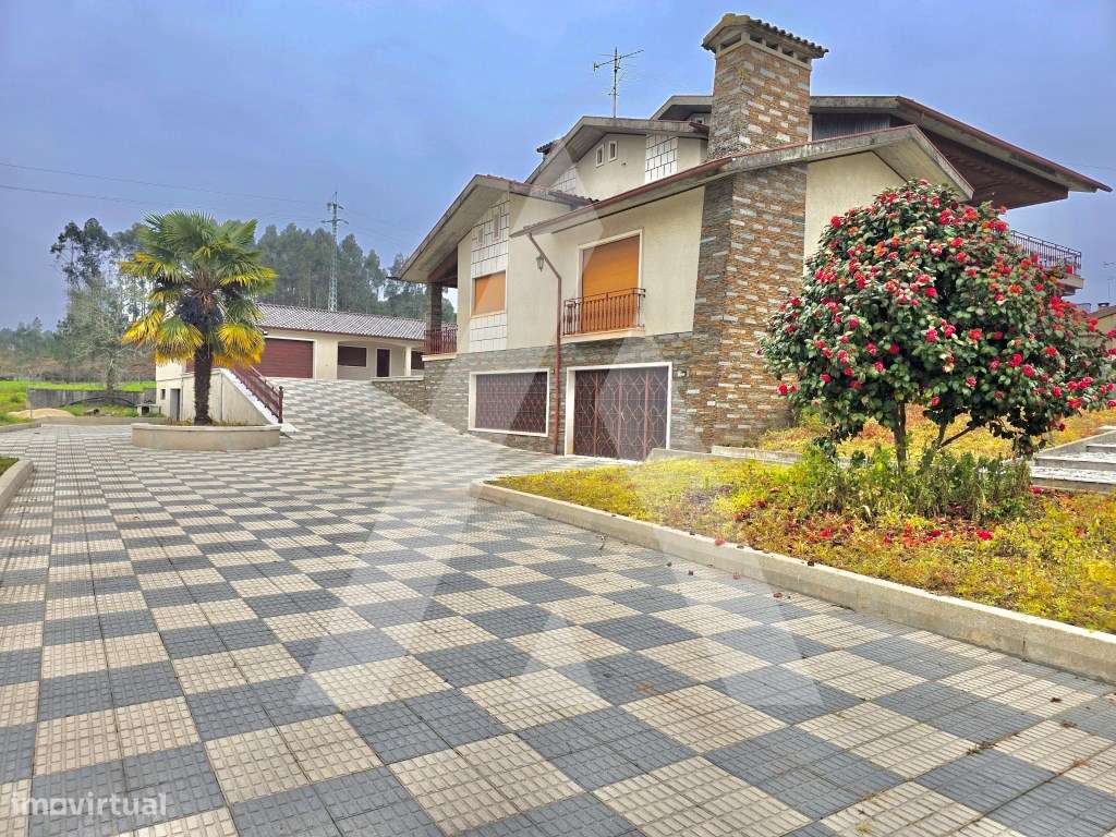 Magnifica Moradia em Águeda-46
