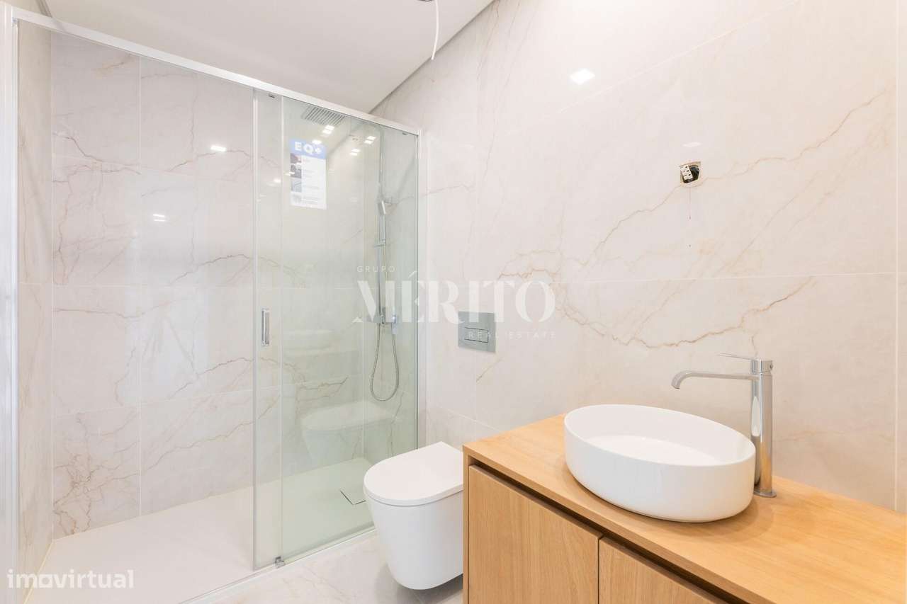 MORADIA T3 GEMINADA - NOVA-8