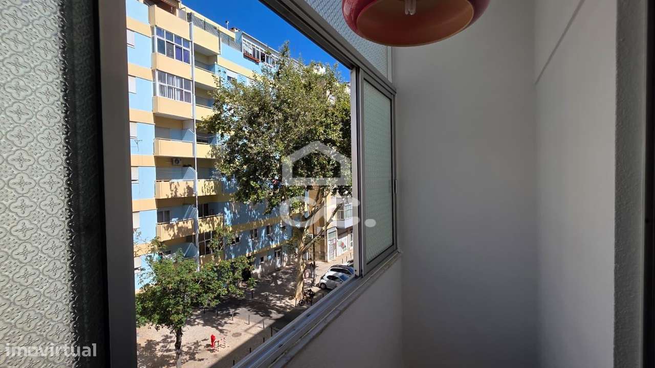 T3 na Praça do Brasil, Setúbal — Pronto a Habitar-23