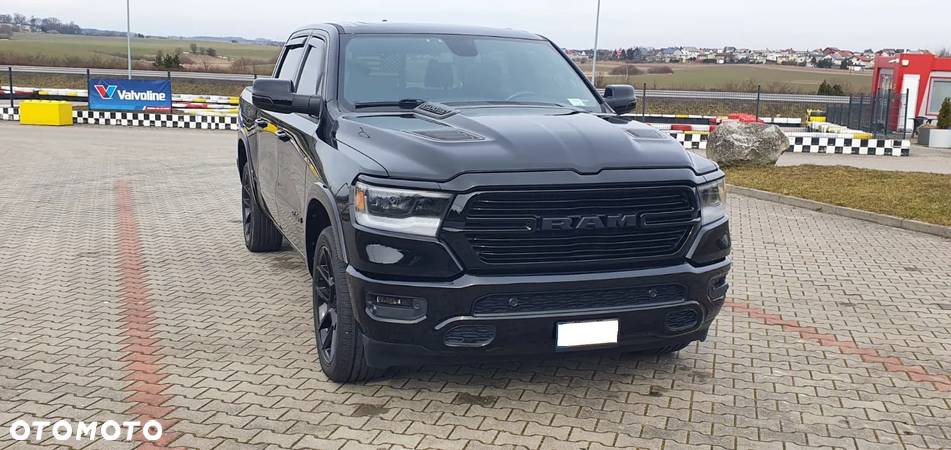 RAM 1500 5.7 Crew Cab Shortbed Laramie Black - 15