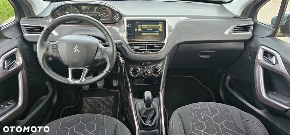 Peugeot 2008 1.6 e-HDi Active S&S - 10