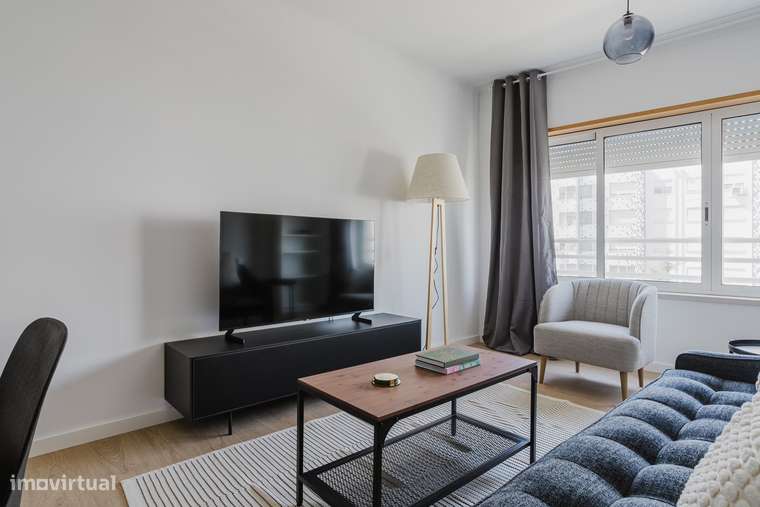 Apartamento T2 em Laranjeiras, Lisboa - Grande imagem: 2/14