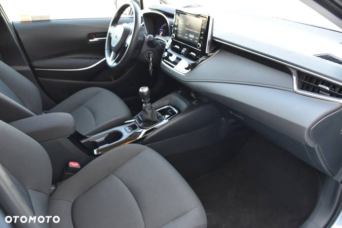 Toyota Corolla 1.5 Comfort - 16