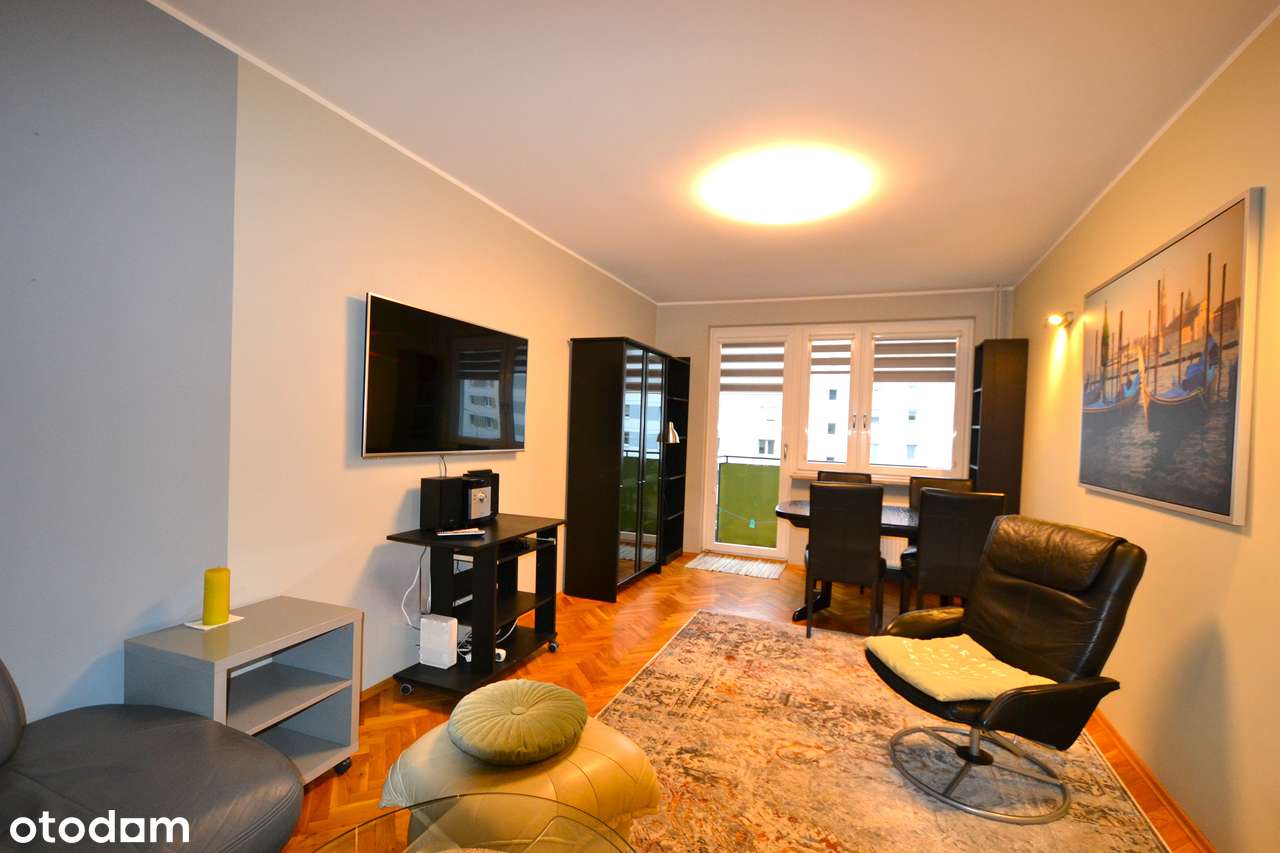 Mieszkanie po generalnym remoncie, urządzone- Gdynia-5