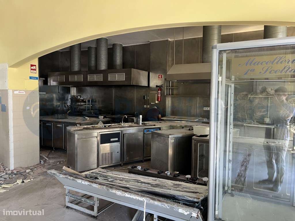 Prédio em propriedade total para atividade comercial-6