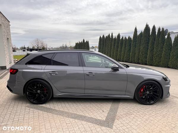 Audi RS4 2.9 TFSI Quattro Tiptr - 8