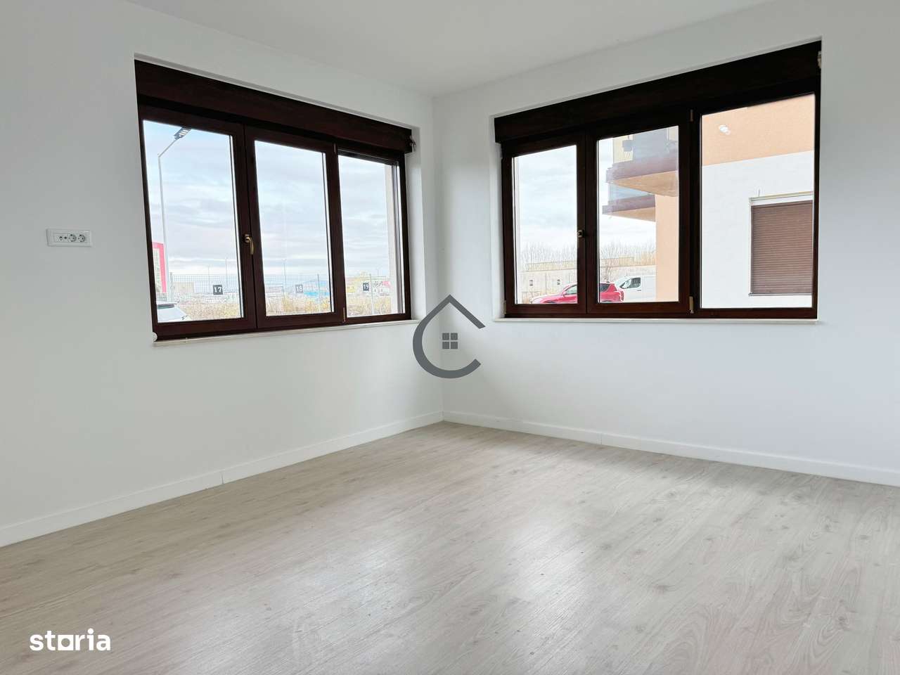 De vânzare apartament nou 2 camere , parter zona Bartolomeu - Imagine principală: 3/10