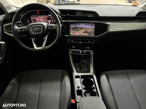 Audi Q3 2.0 40 TFSI S tronic quattro Advanced - 9