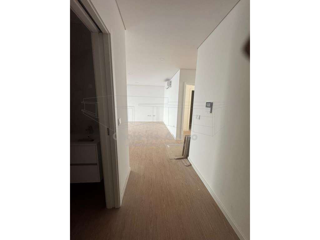 Apartamento T2 com Terraço Privativo e Aparcamento em Esgueira | Av...-14