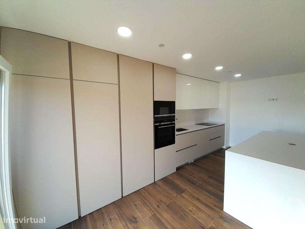 Apartamento T4 em Alcochete de 298,00 m2 - Grande imagem: 5/27