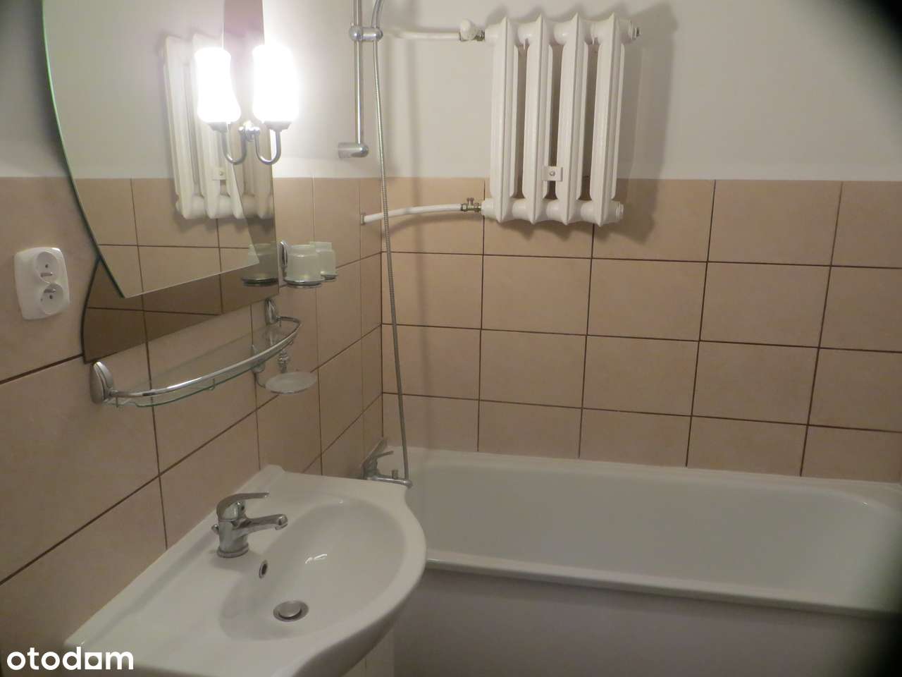 Dwupokojowe mieszkanie z balkonem w dobrej lokalizacji - Pełny obrazek: 4/9