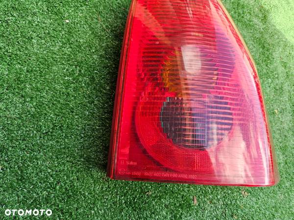 LAMPA PRAWY TYŁ PEUGEOT 307 SW 01- PRZEDLIFT - 4