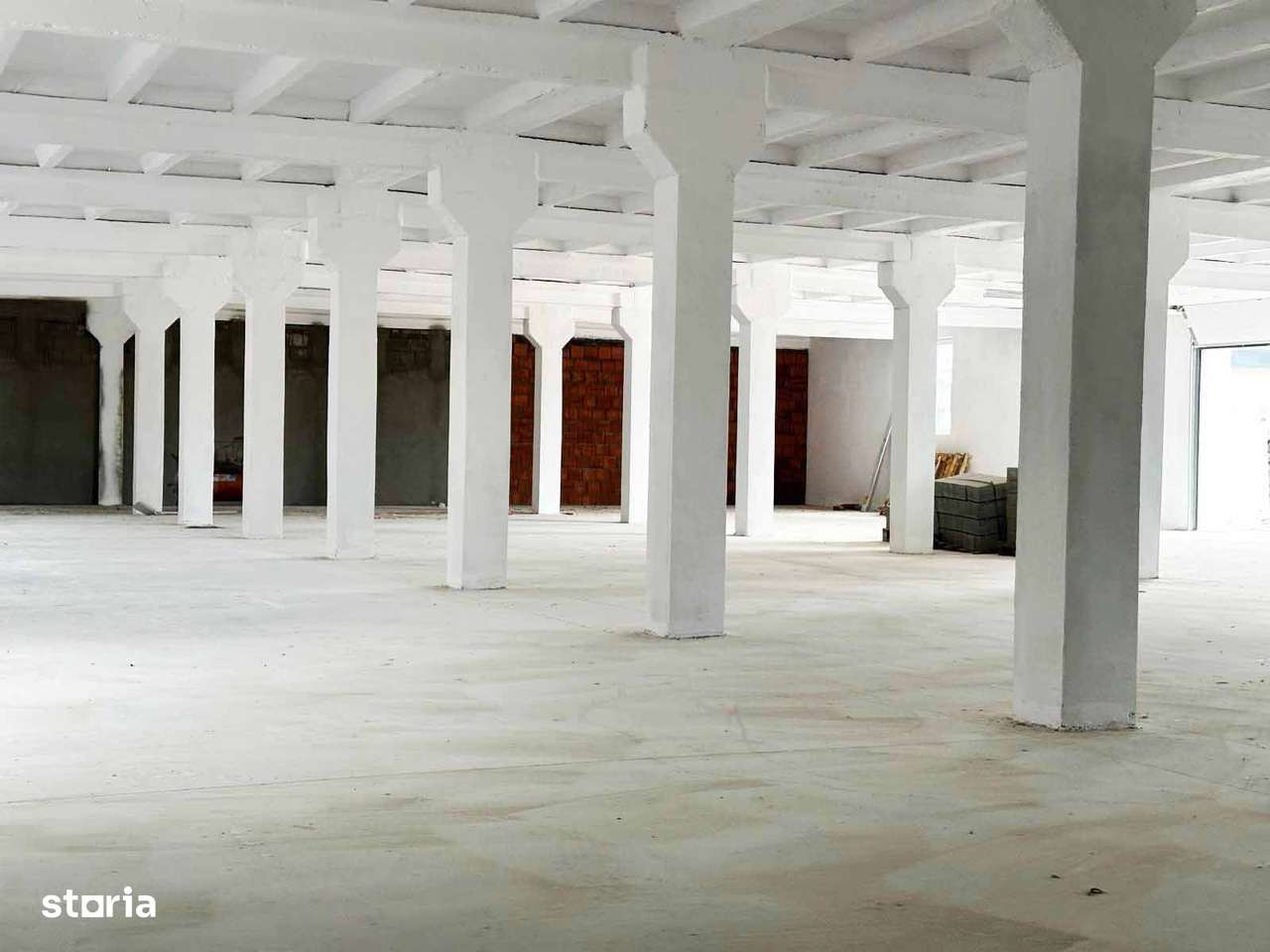 Hala industriala 500 mp Arad, zonă în dezvoltare, disponibila imediat! - Imagine principală: 1/8