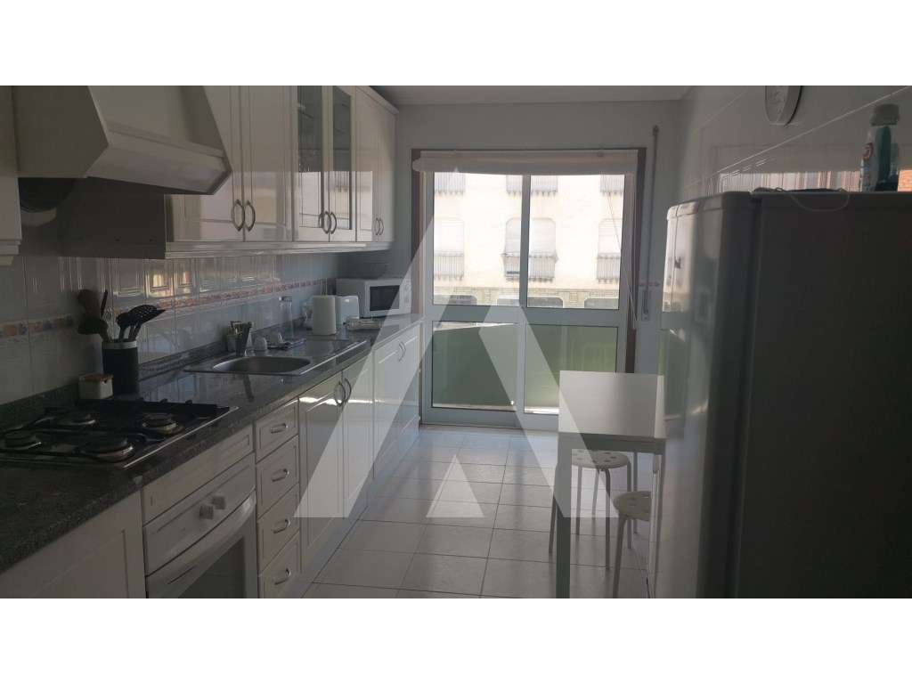 Apartamento T2, mobilado e equipado, na Praia da Barra! - Grande imagem: 5/21